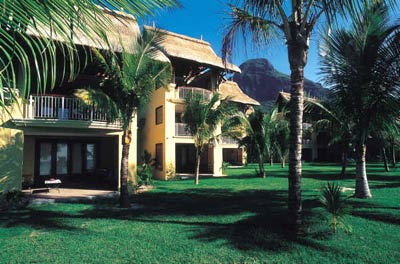  Le Paradis Hotel & Golf Club ( ).    .