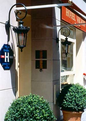  Vignon,  (Hotel Vignon, entrance).    